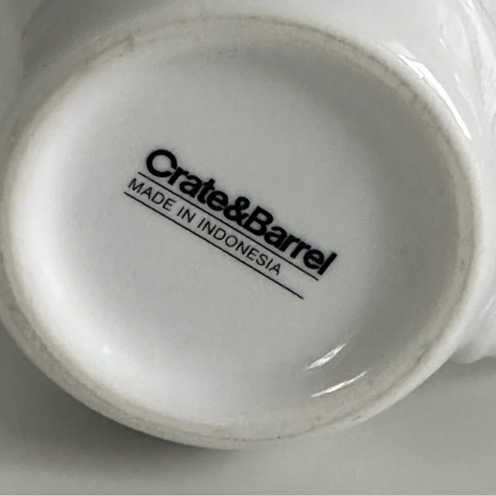 CRATE & BARREL Indonesia White 16oz Large Aspen Coffee Mugs Cups Replacements